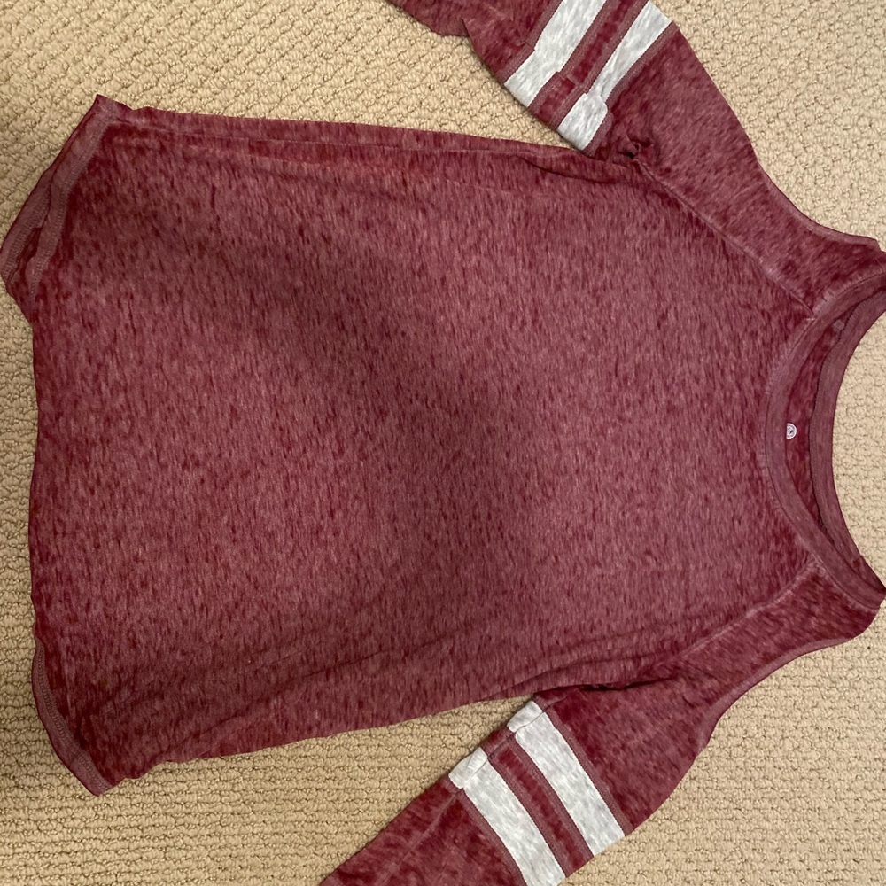 Off the shoulders long sleeve